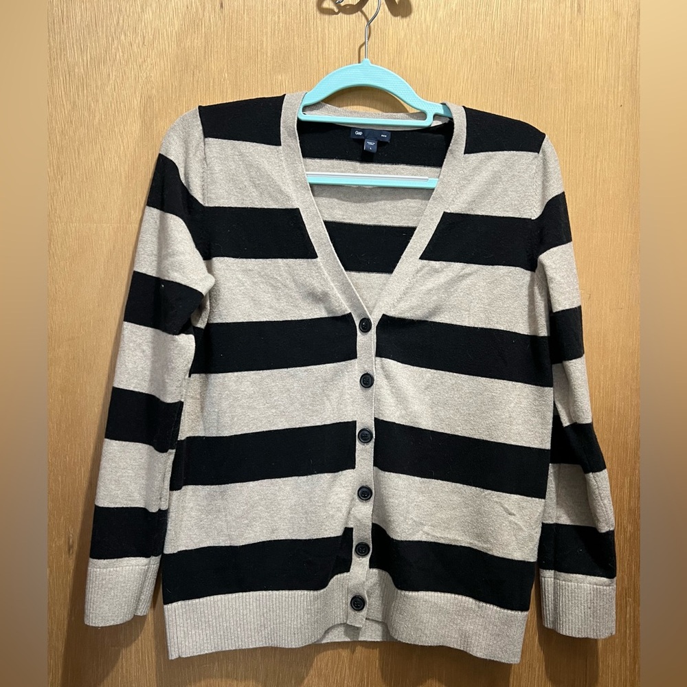 Gap Cardigan size large